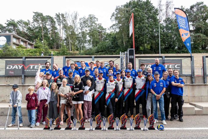 Bas Voermans pakt bij zijn 24-uursdebuut meteen het podium: “Magisch! Dit was bizar!”