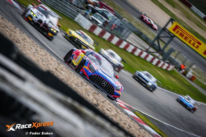 GT World Zandvoort Mercedes-AMG Team Verstappen Racing Juncadella Lulham Gounon foto