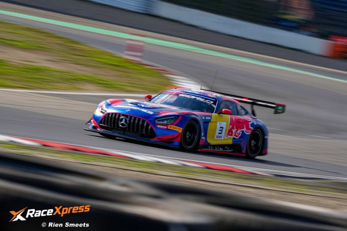 GT World Zandvoort Mercedes-AMG Team Verstappen Racing Juncadella Lulham Gounon foto