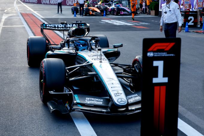 George Russell zag Max Verstappen naderen in GP Azerbeidzjan: “Had geen turbodruk meer”