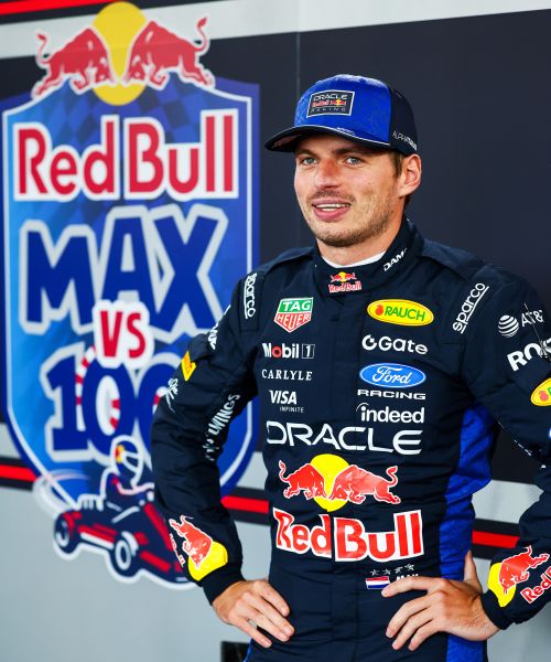 Max Verstappen wint knotsgekke 'Max vs 100' en heeft dikke FUN: “Na mijn eerste ronde, met al die chaos, dacht ik..."