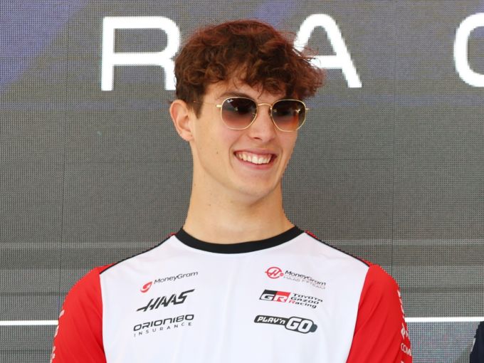 Oliver Bearman over grote upgrade Haas: “We hopen op meer performance”