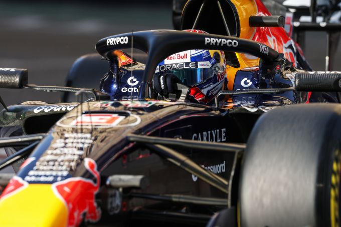 LIVE Bakoe: pakt Max Verstappen de polepositie? Volg de rondetijden van Verstappen via de live-timing!