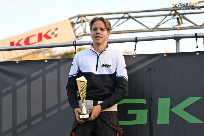 podium Sam Geluk