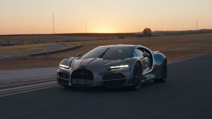 De Bugatti Tourbillon in Zuid-Spanje