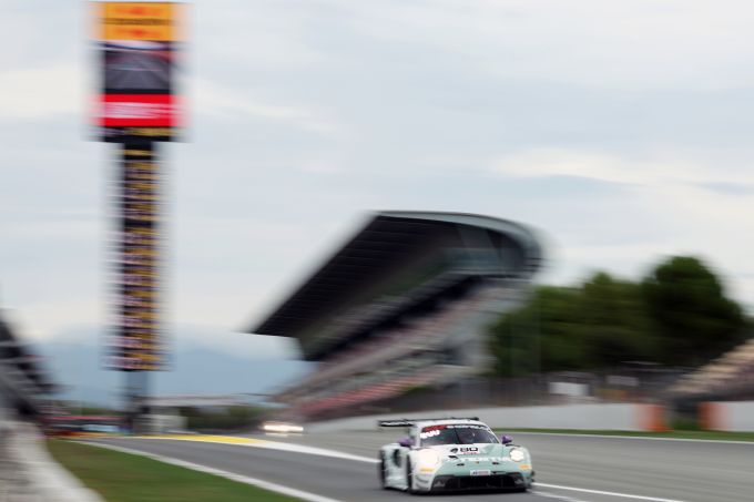 GT World Challenge Powered by AWS PORTIMAO 2026 #80 - Lionspeed GP - Ricardo Feller - Bastian Buus - Porsche 911 GT3 R (992) EVO