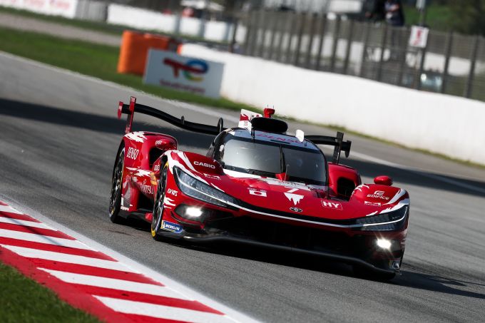 FIA WEC 6 Hours of Barcelona Toyota constructors world champion Nyck de Vries foto 11