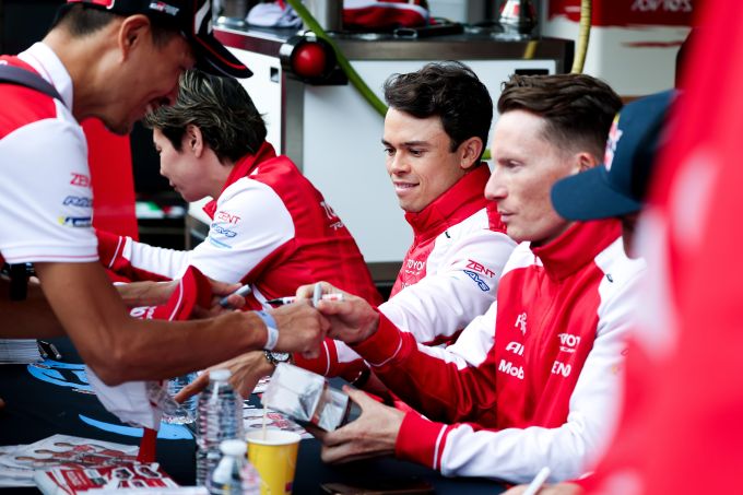 FIA WEC 6 Hours of Barcelona Toyota constructors world champion Nyck de Vries foto 6
