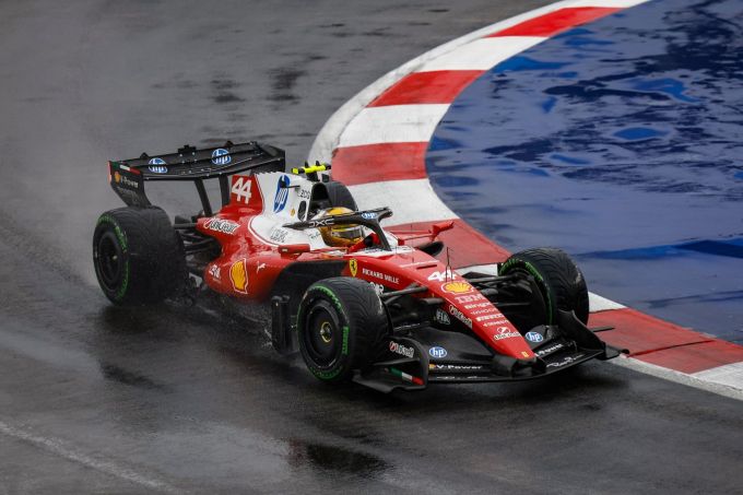 Lewis Hamilton pleit voor aanpassing aan Marina Bay Street Circuit: "Dan kan het een echt geweldig racecircuit worden”
