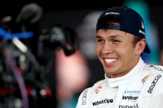 Geen straf voor Alex Albon na incident met Oscar Piastri