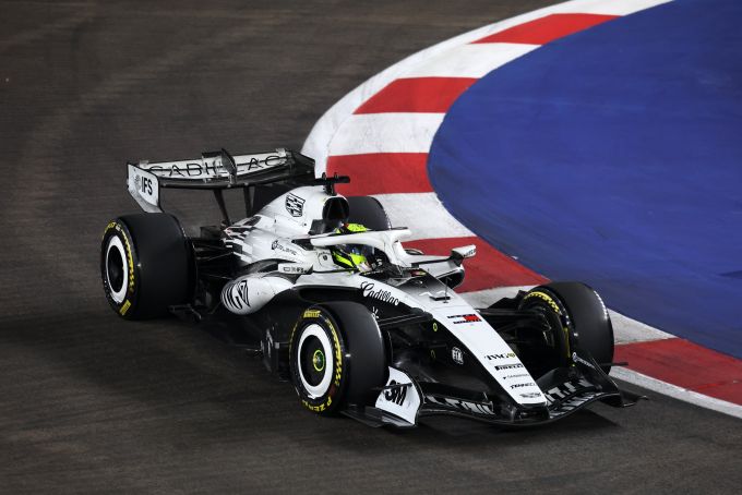 Checo Pérez: "Operationeel staan we er goed voor en het team heeft uitstekend werk geleverd"