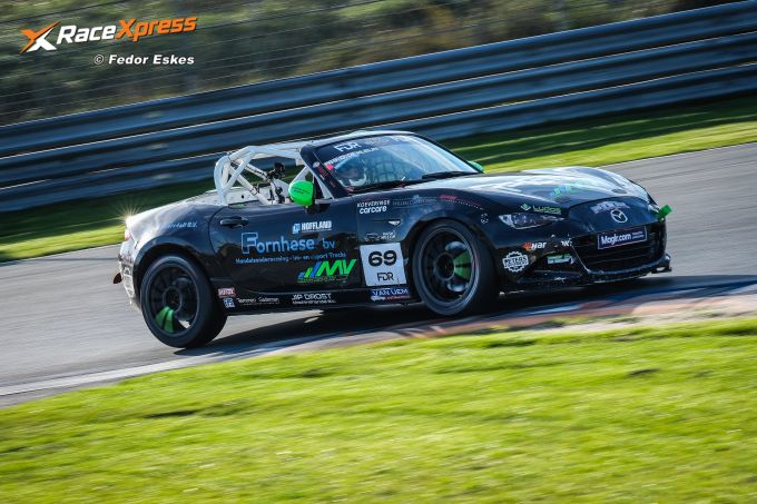 Christiaan de Kleijn wint Mazda MX5 Cup Zandvoort