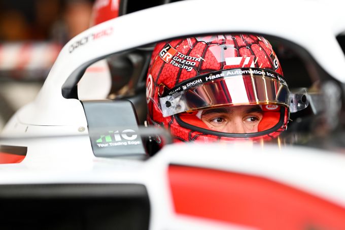 Esteban Ocon onthult persoonlijk gesprek met Lewis Hamilton na gedwongen vertrek bij Haas
