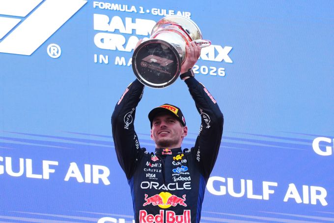 Jos Verstappen neemt petje af voor zege Max en Red Bull: "Het ziet er goed uit"