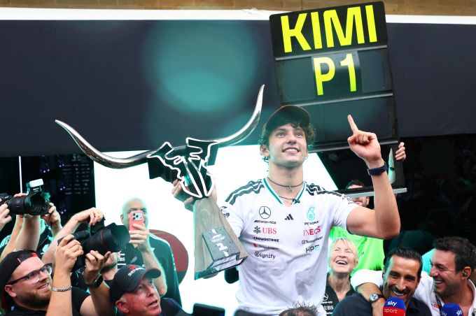 Kimi_Antonelli_pole_en_P1_GP_Austin
