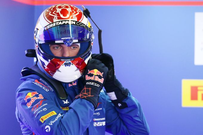 GT-teamgenoot onder de indruk van Max Verstappen: "Bij zijn eerste ronde denk je meteen: Wauw!"