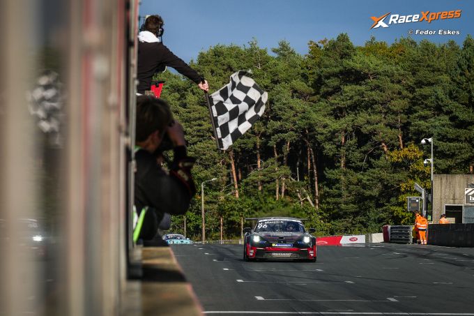 Porsche Carrera Cup Benelux seizoensfinale 2026 Circuit Zolder Ajith-RedAnt Racing Milan Marczak foto 3null