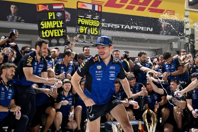 #MaxVerstappen